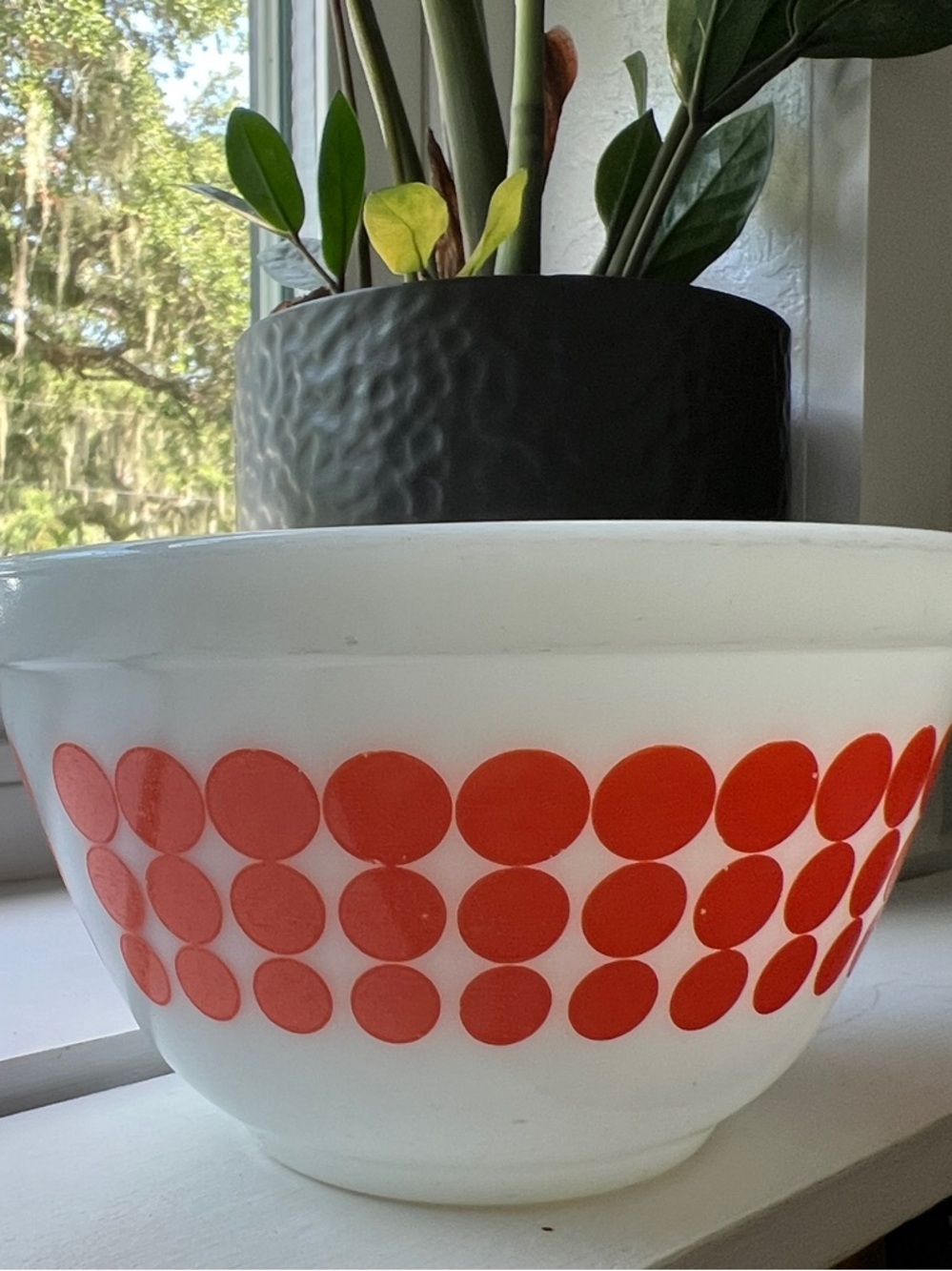 Vintage Pyrex Orange Dot Bowl 401